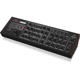 Behringer PRO-800 klasszikus analóg 8 hangos polifonikus szintetizátor