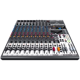 Behringer Xenyx X1832USB Effektes Keverő USB-csatlakozóval