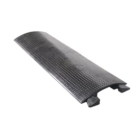 Soundsation CC-100-1CL - 1 csatornás nagy méretű  kábeltaposó csúszásgátló felülettel